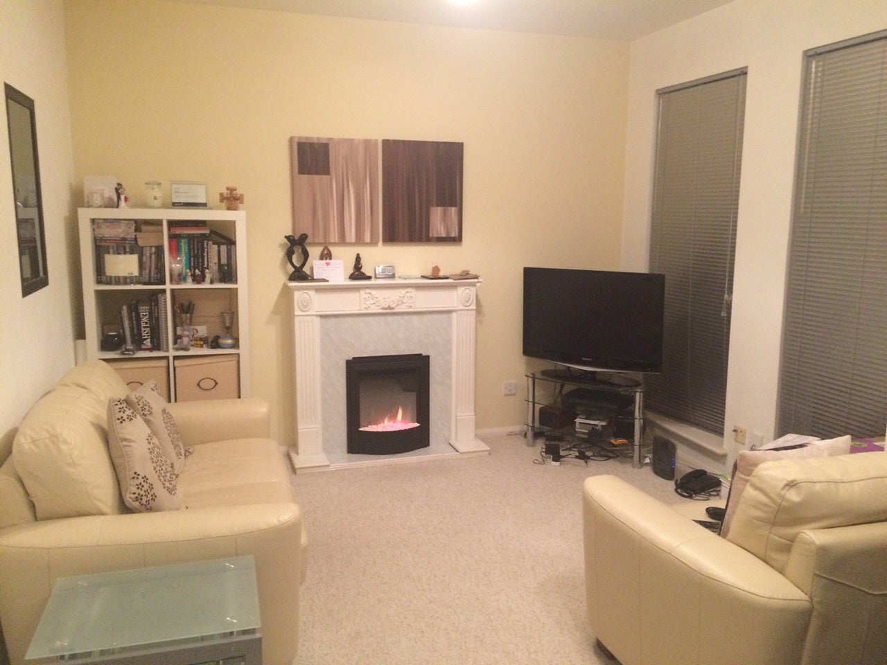 Flat Grange Road in Greater London