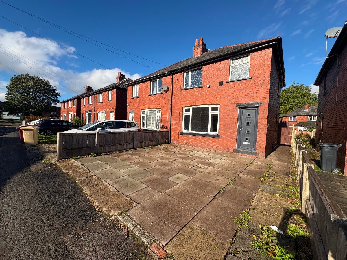 House Kingsway in Kearsley