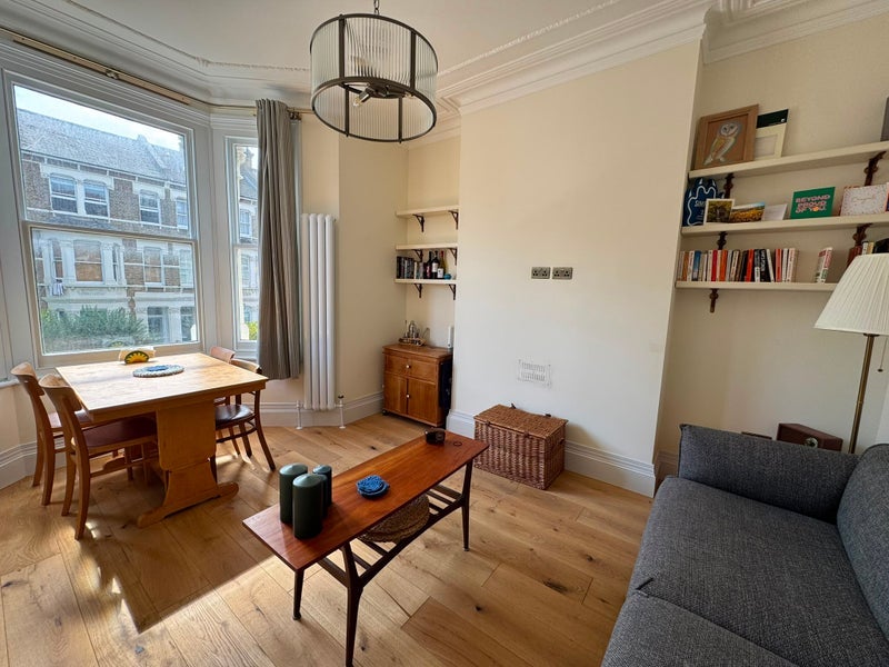 Room Saltram Crescent in City of Westminster