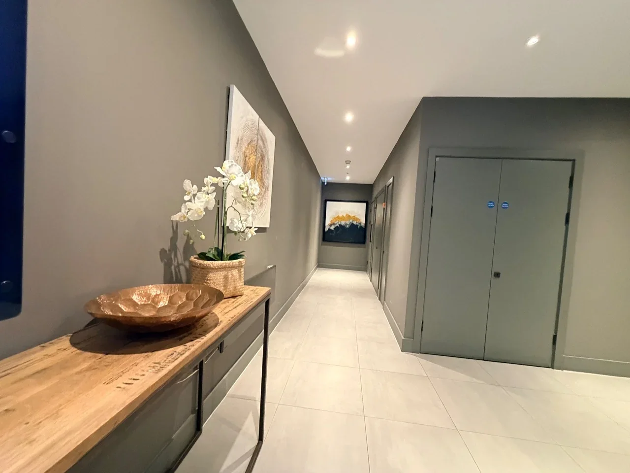 Flat Exchange Gardens in Greater London