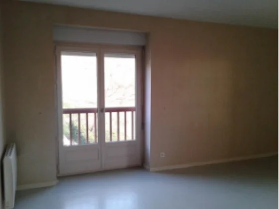 Flat Montée de la Malterie in Berzé-la-Ville