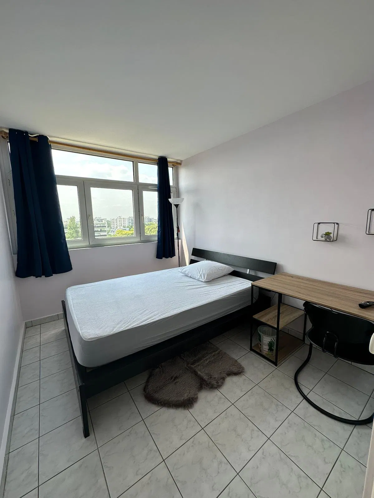 Chambre Résidence du Petit Bourg à Évry