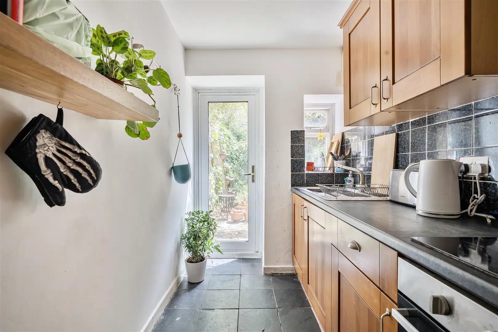 Flat Redland Road in Bristol
