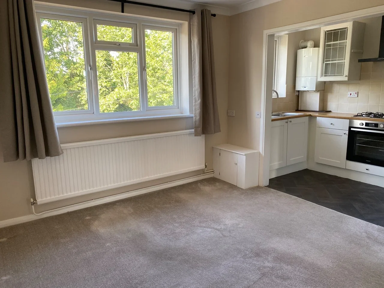 Flat Welland Road in Tonbridge and Malling