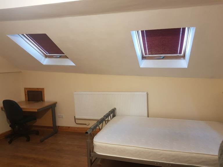 Room Lawrence Street in Padiham