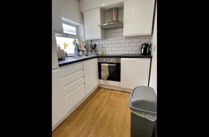 Room Kellaway Avenue in Bristol