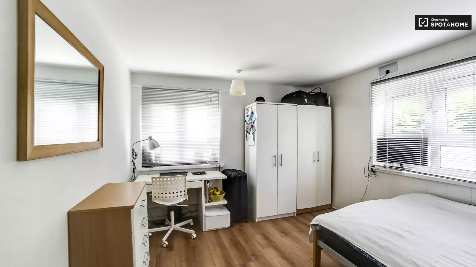Flat Barnby Square in Greater London