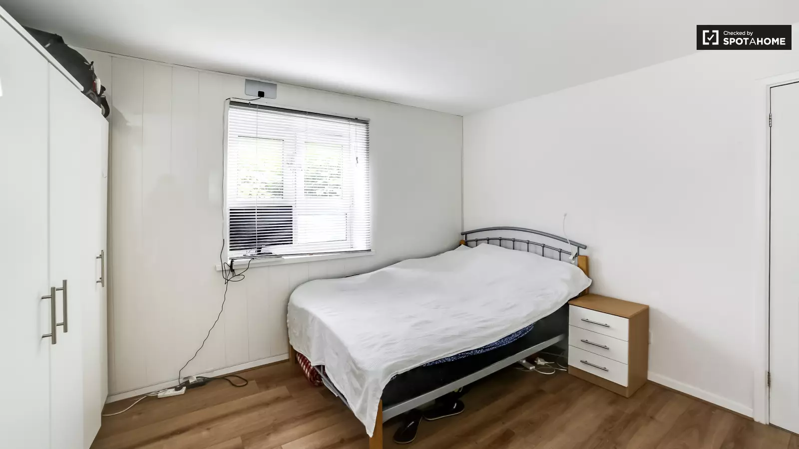 Flat Barnby Square in Greater London