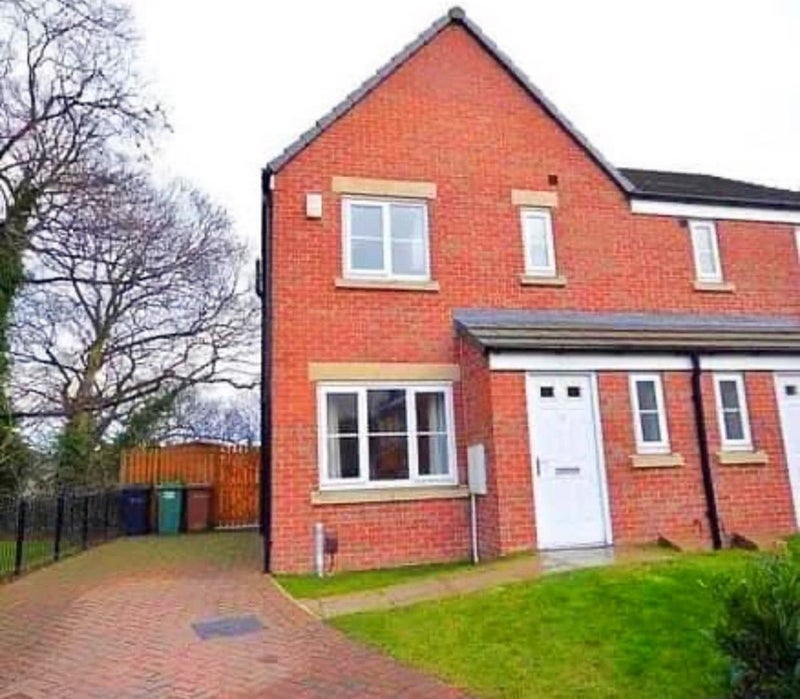 Room Beech Tree Avenue in Leeds