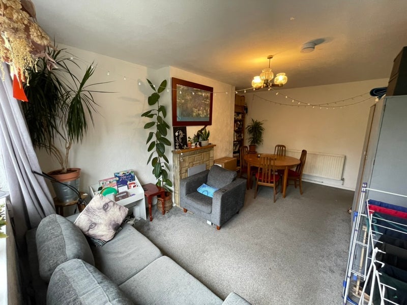 Room Henshall Street in Greater London
