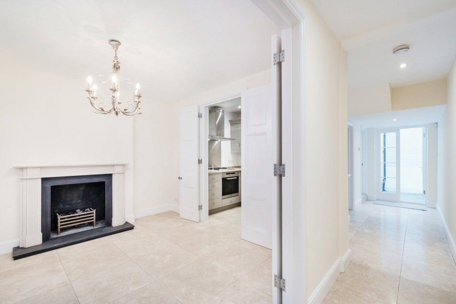 Flat Rawlings Street in Greater London