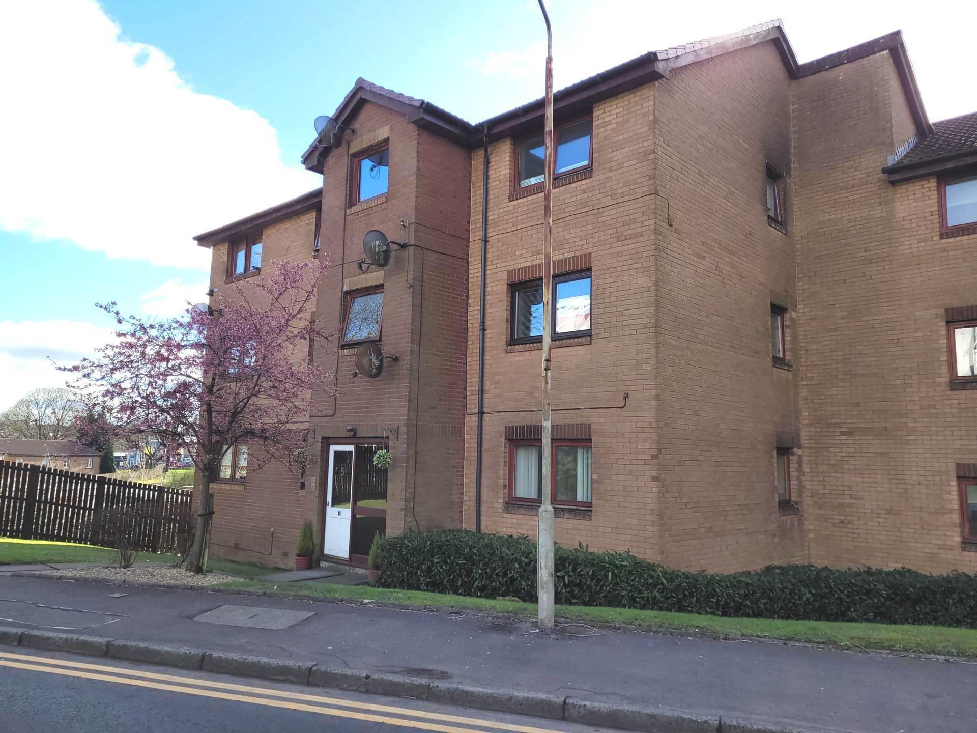 Flat Old Mill Court in Duntocher