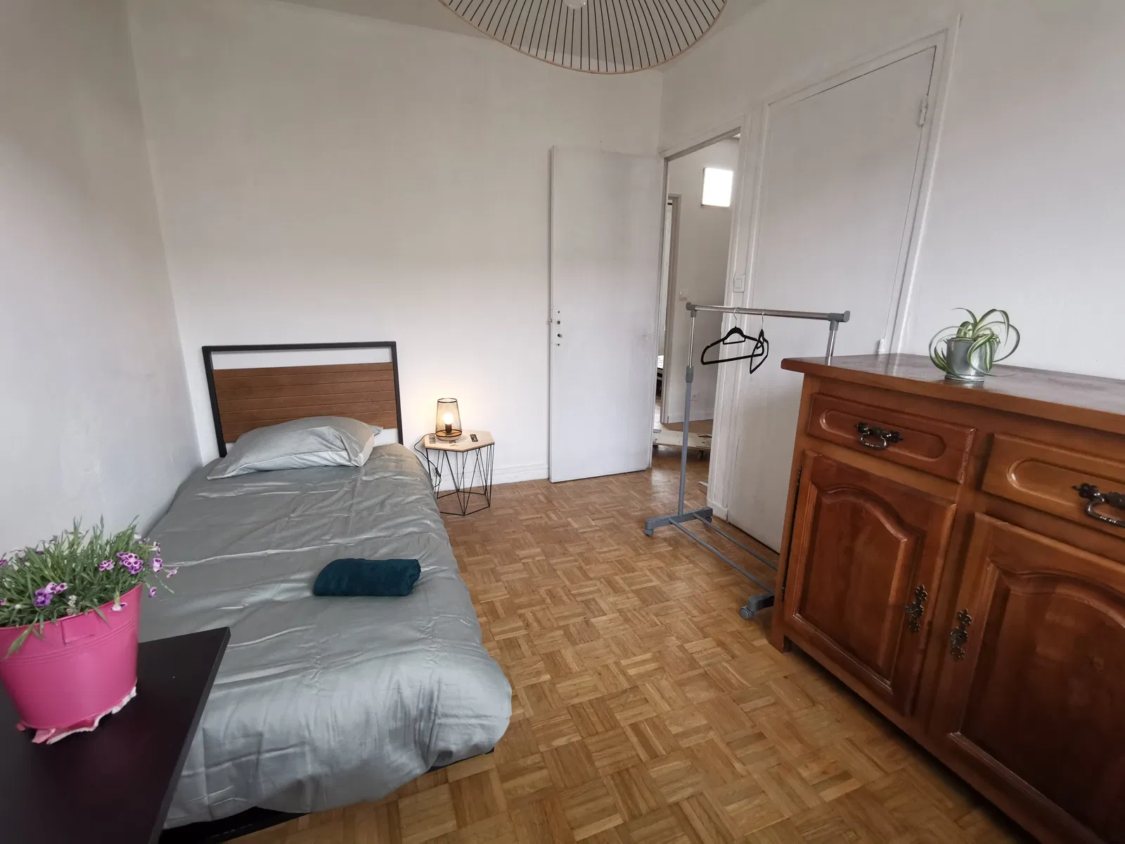 Room Rue Alphonse Daudet in Saint-Martin-d'Hères