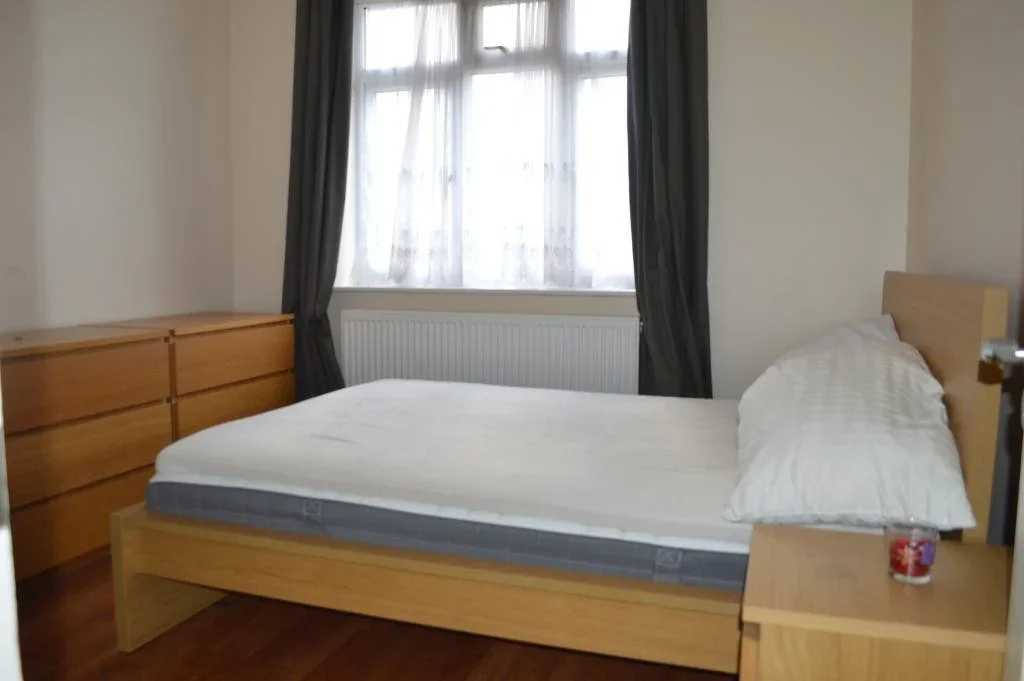 Room Martock Gardens in Greater London