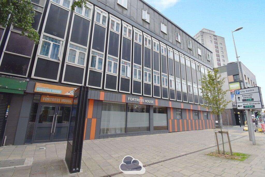 Flat Smithford Way in Coventry