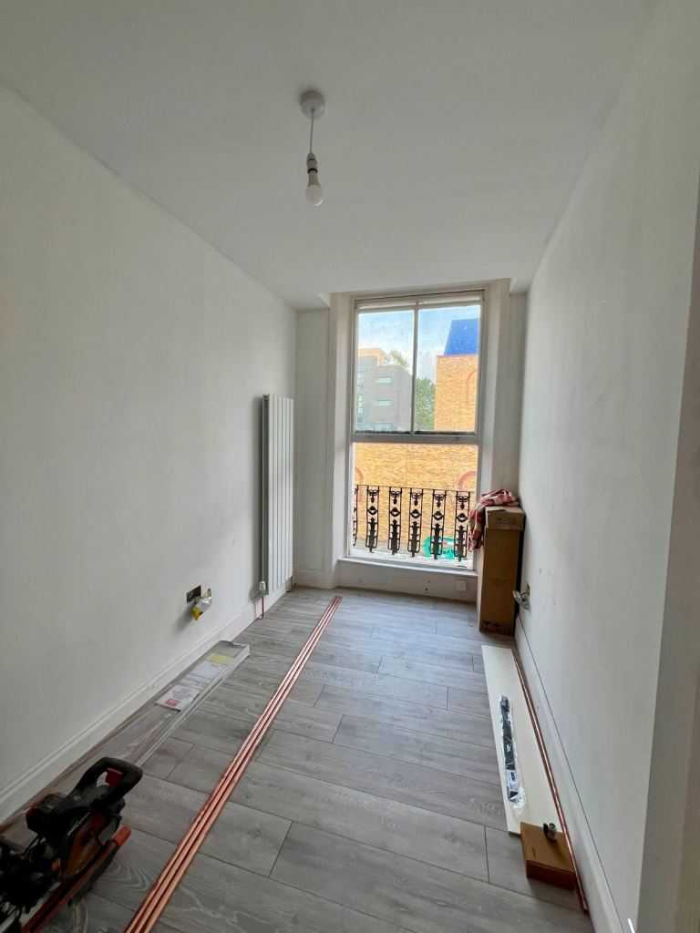 Flat Amberley Road in City of Westminster