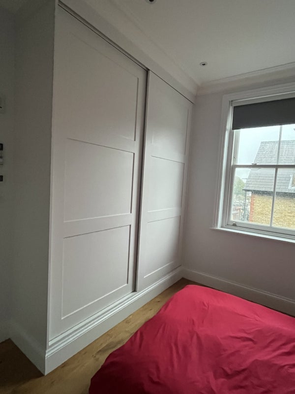 Room Chiswick High Road in Greater London