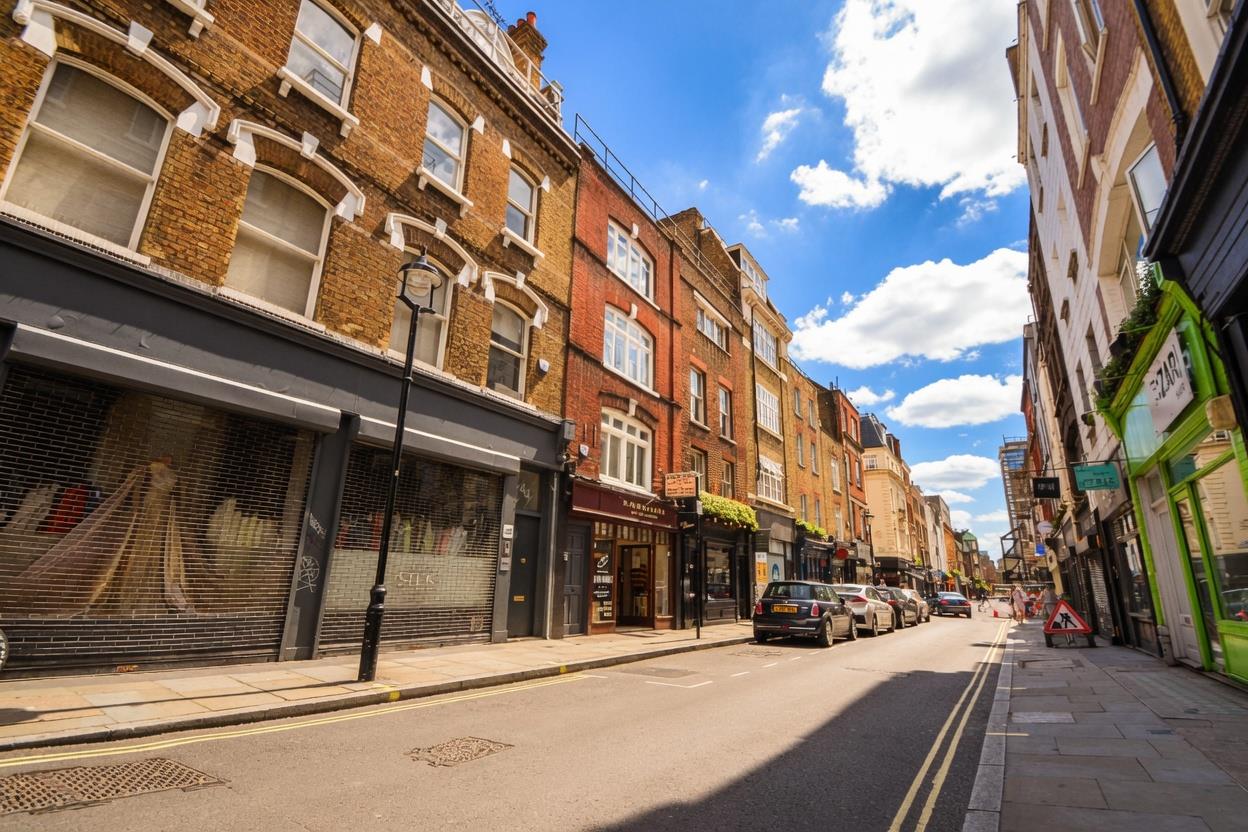 Flat Berwick Street in City of Westminster