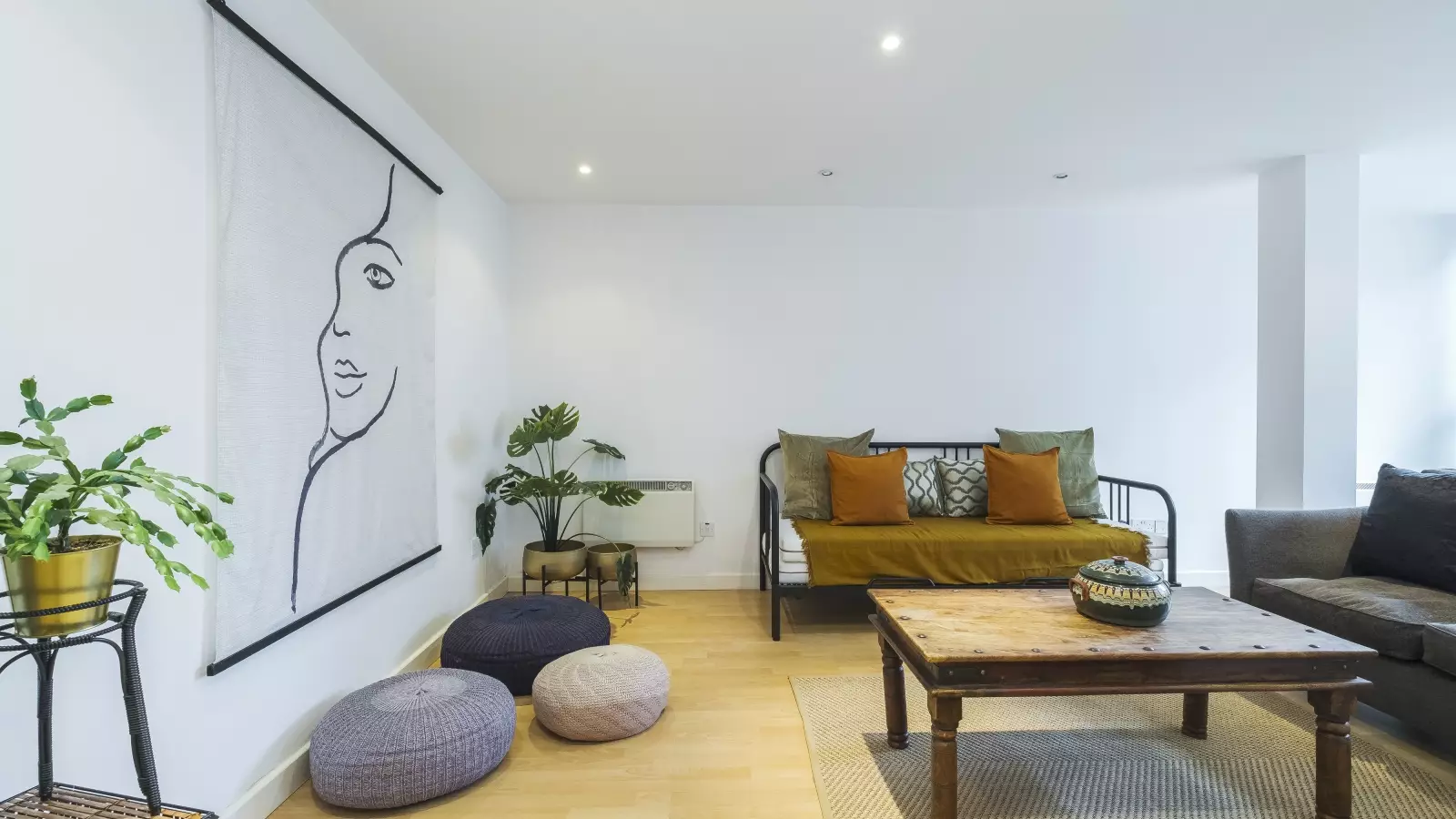 Flat Brixton Hill in Greater London