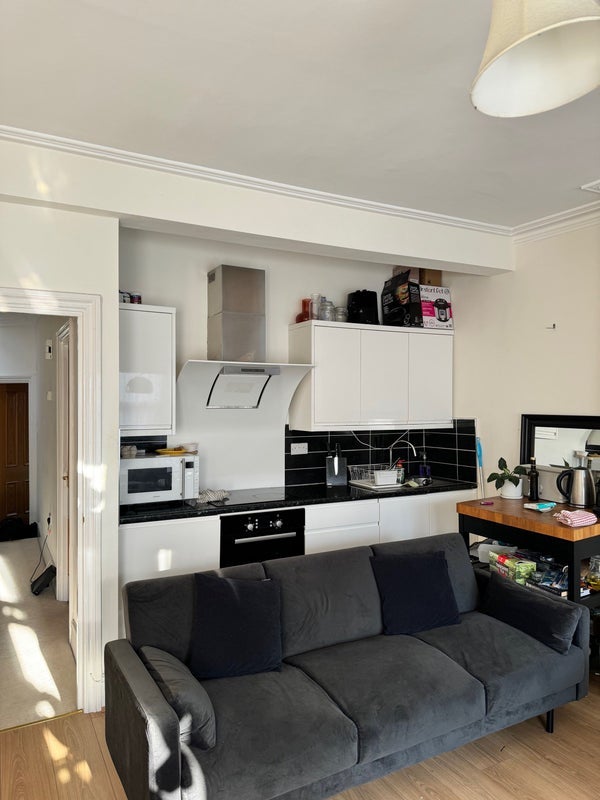Room Green Lanes in Greater London