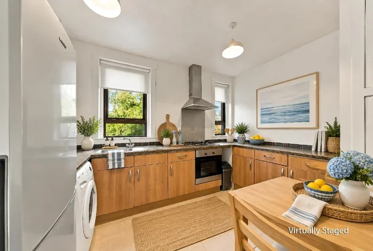 Flat Edinburgh Road in Bathgate