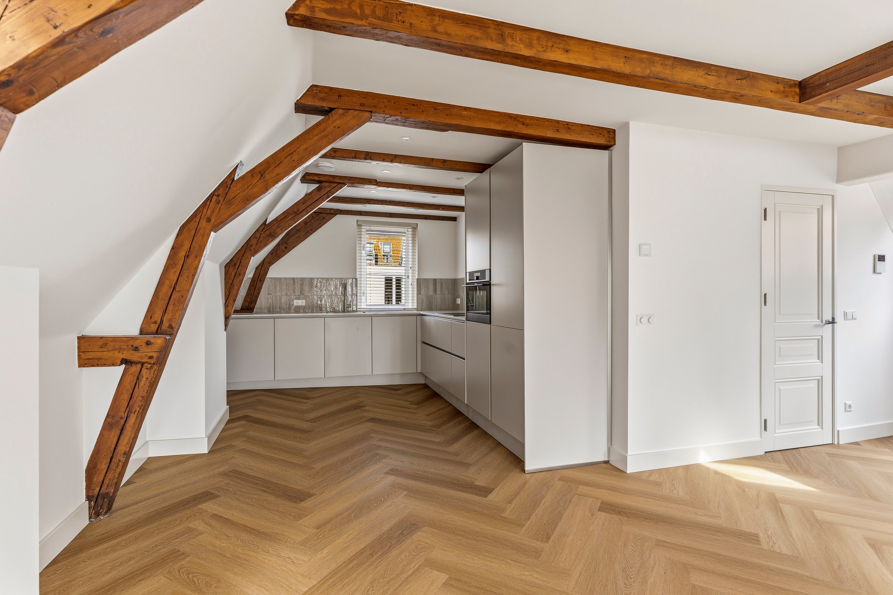 Appartement te huur: Haarlemmerstraat, Amsterdam