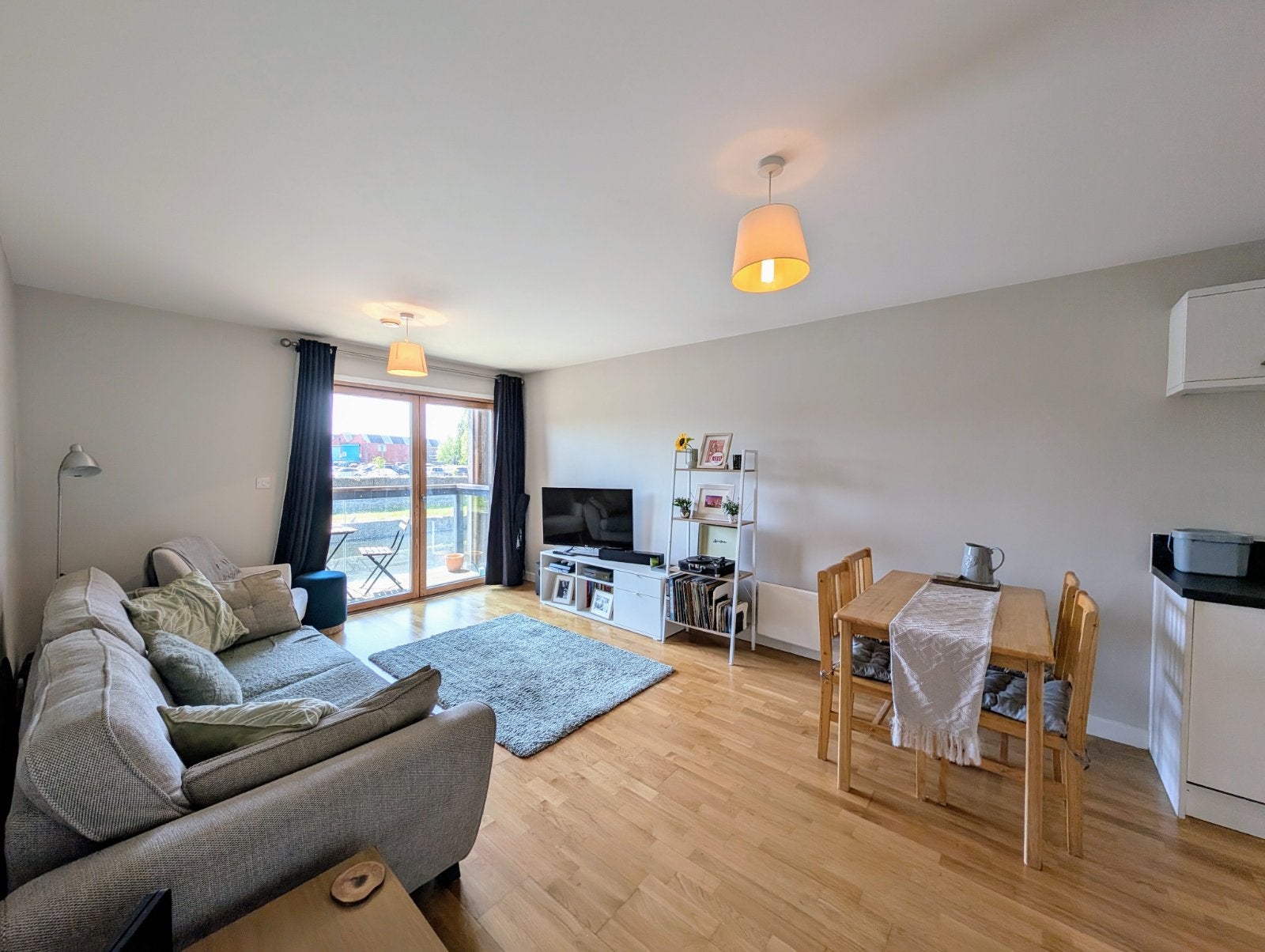 Flat Chancel Road in Wakefield