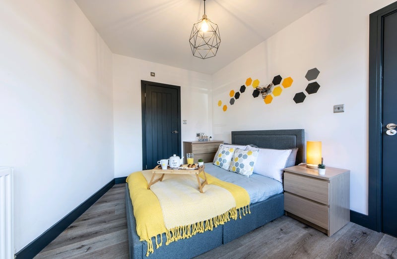 Room Hollinwood Avenue in Failsworth