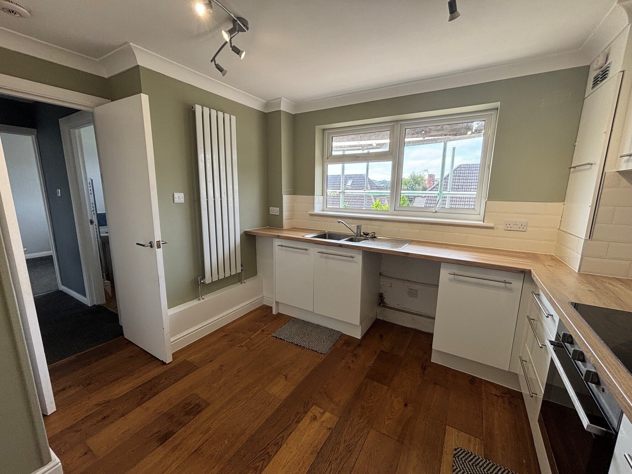 Flat Heol y Llan in Loughor