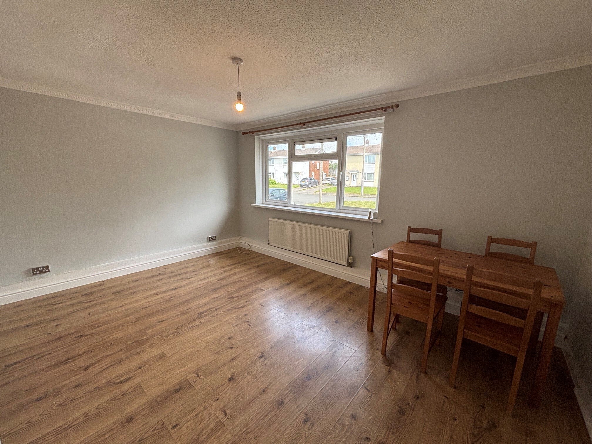 Flat Heol y Llan in Loughor