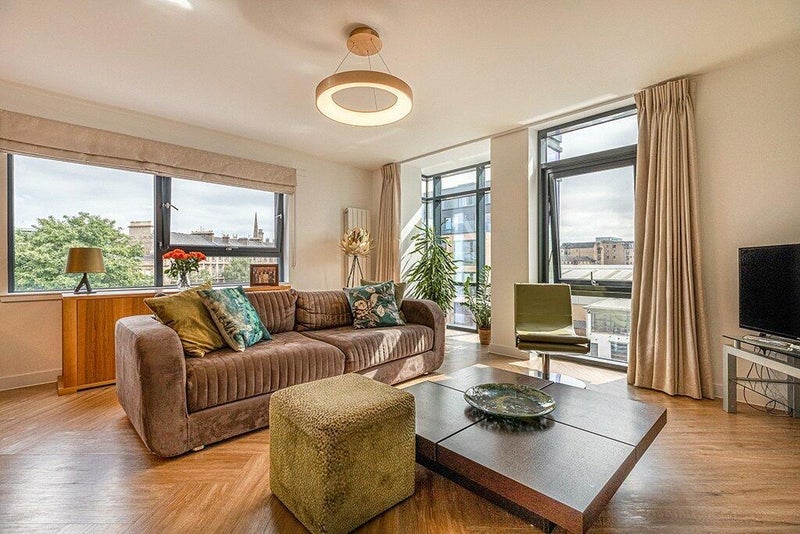Room Minerva Street in Glasgow