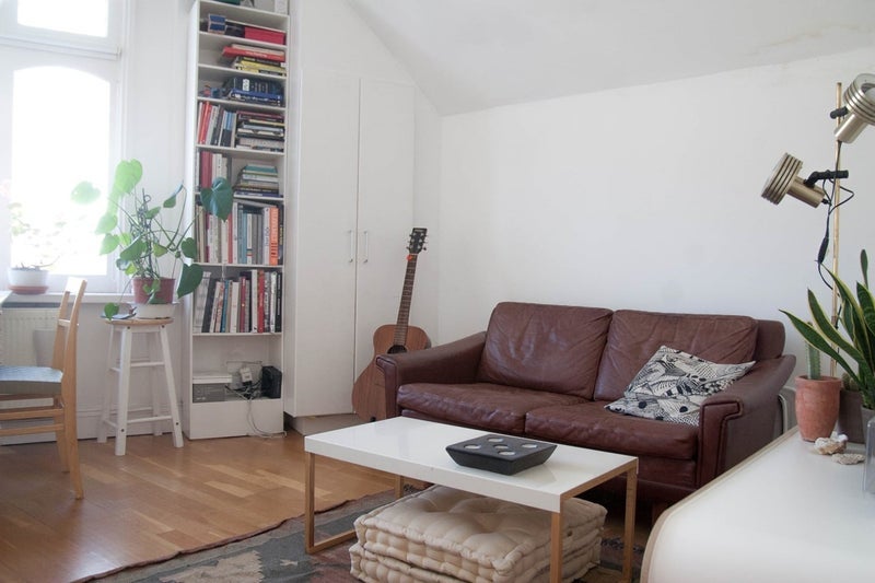 Flat Clarence Road in Greater London