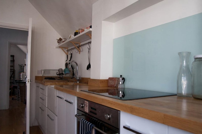 Flat Clarence Road in Greater London