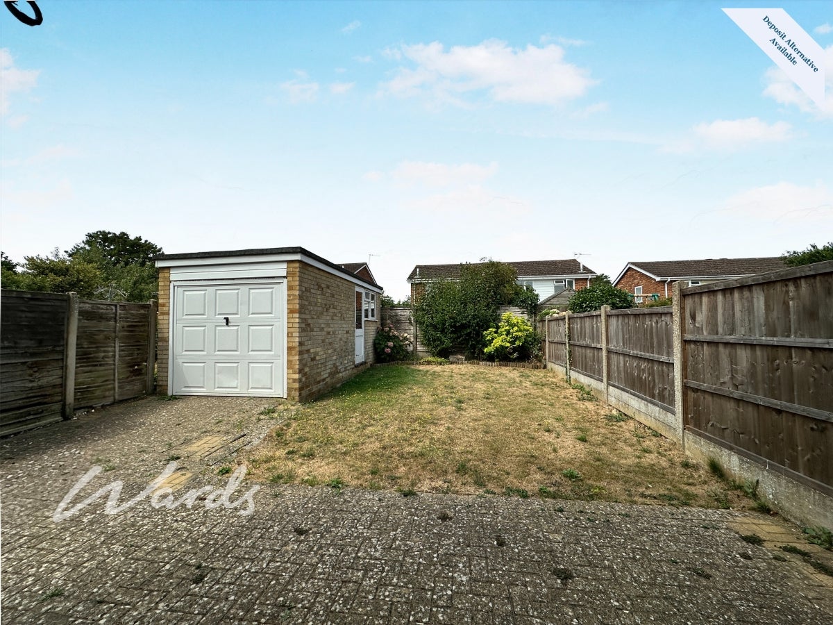 House Braddick Close in Maidstone