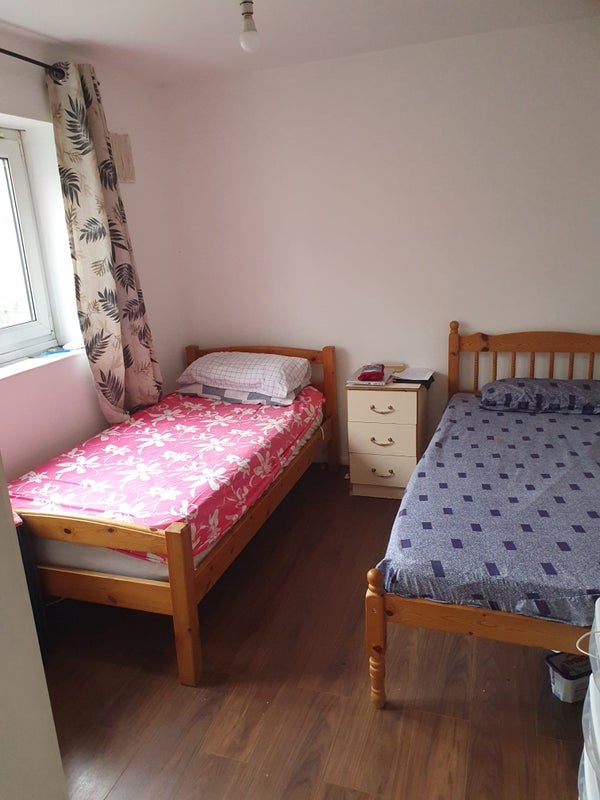 Room Faraday Road in Greater London