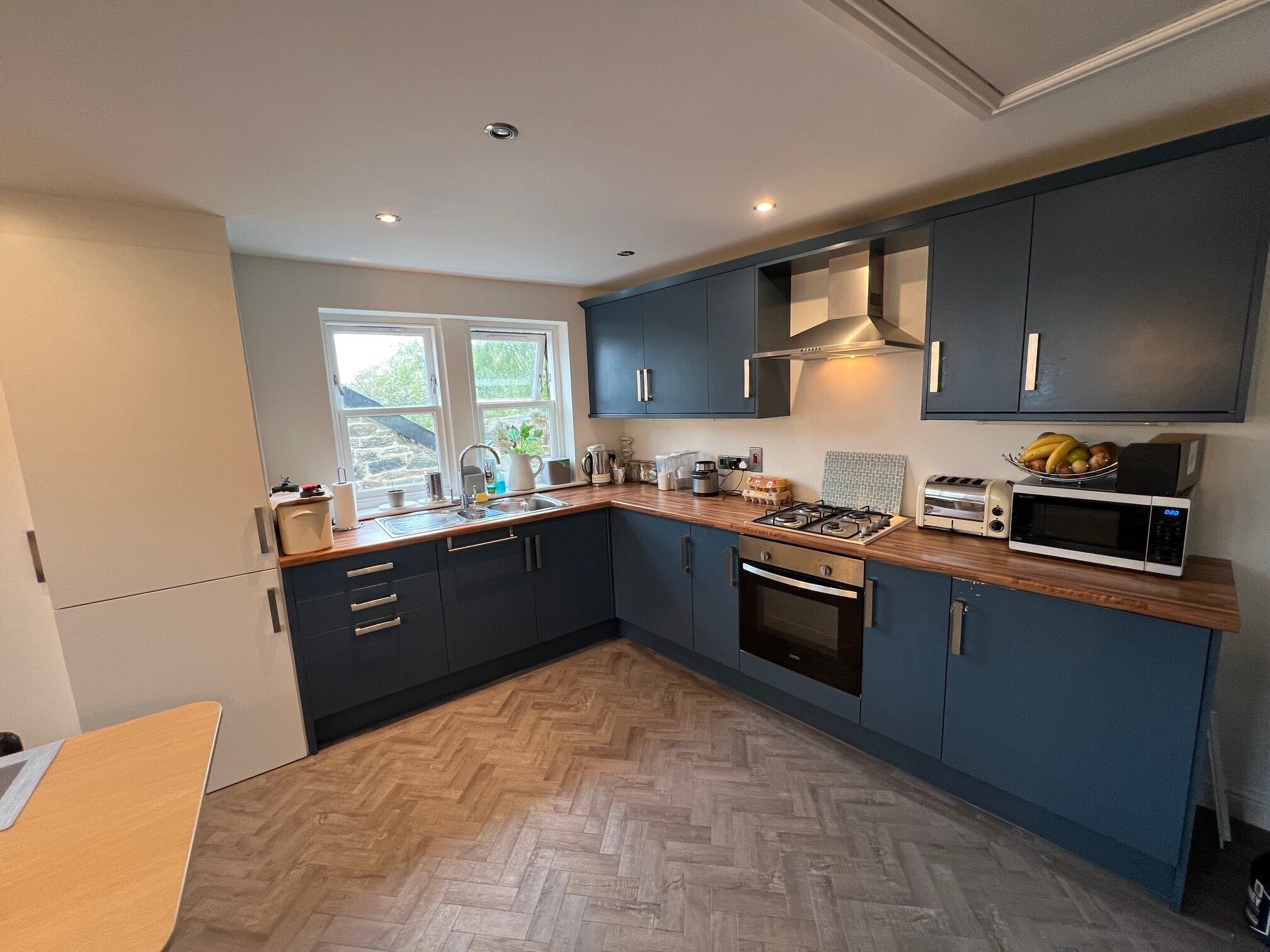 Flat Whitworth Road in Sheffield