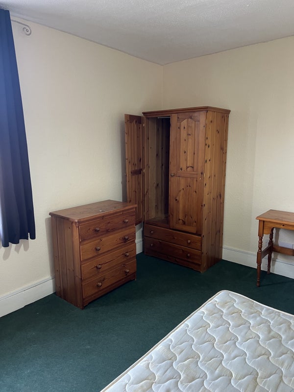 Room Bond Street in Ipswich
