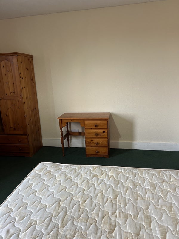 Room Bond Street in Ipswich