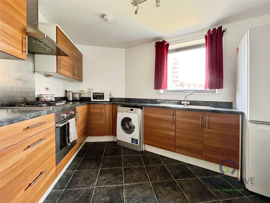 Flat Southmere Drive in Greater London
