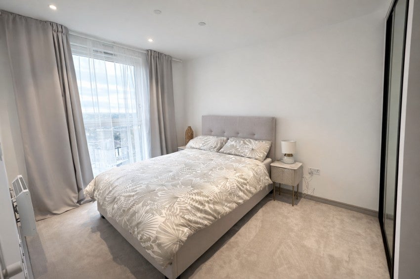 Flat London Road in Borough of Spelthorne