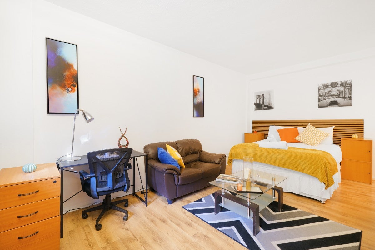 Flat Palace Gardens Terrace in Greater London