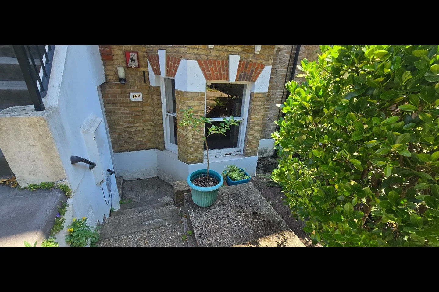 Flat Devonshire Road in Greater London
