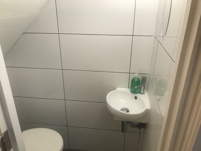 Room Shortlands in Greater London