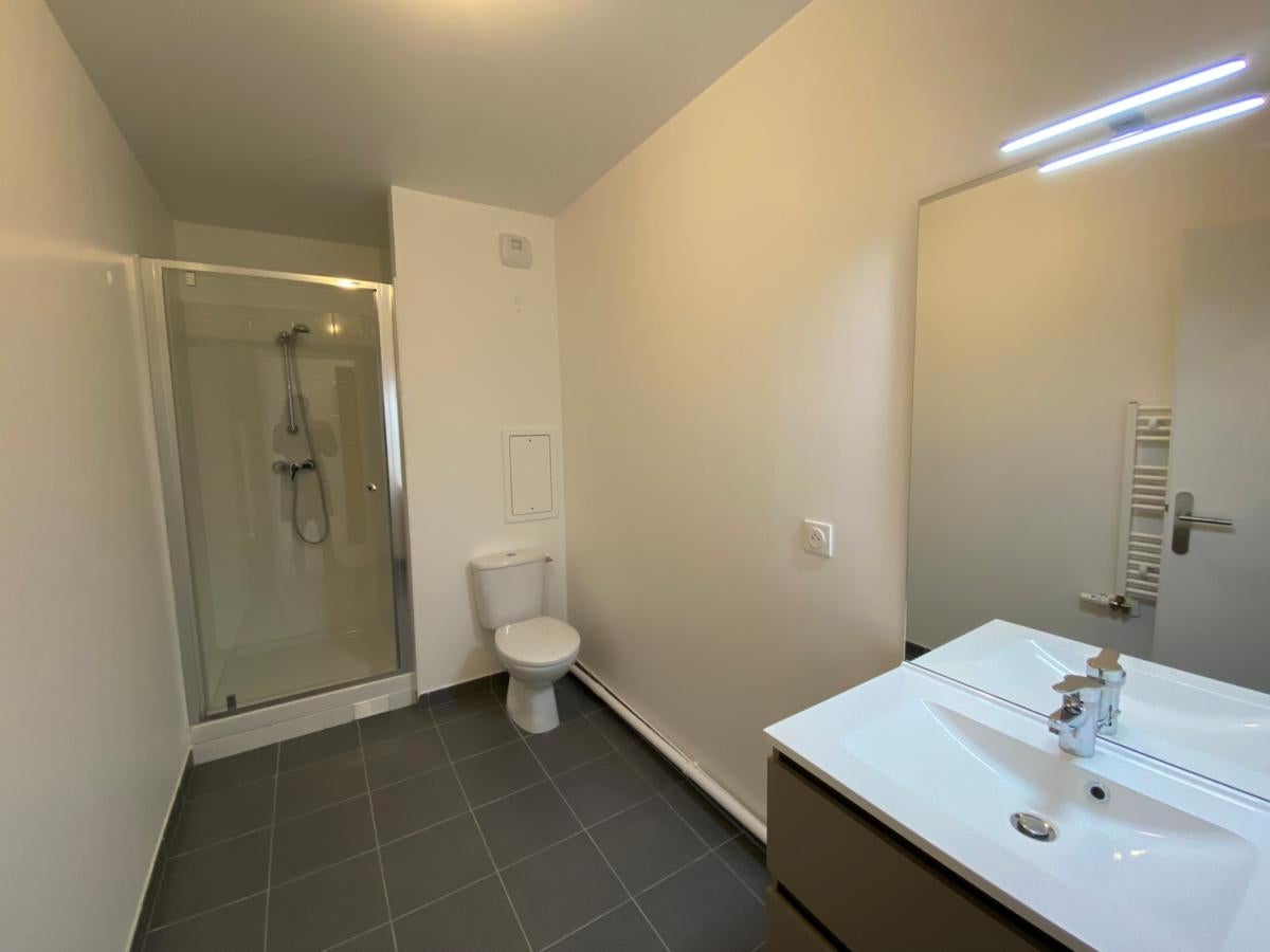 Appartement Rue Renée et André Charpentier à Athis-Mons