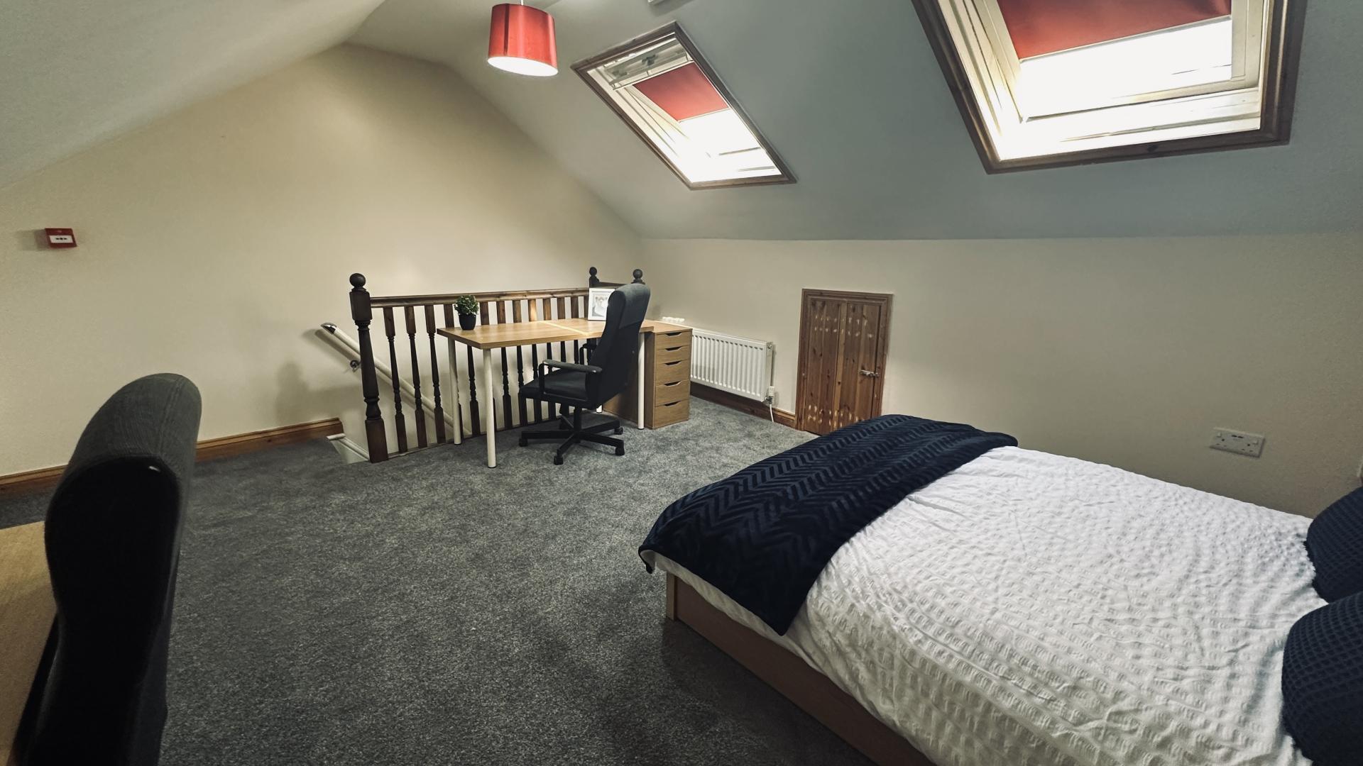 Room Cheyney Road in Chester