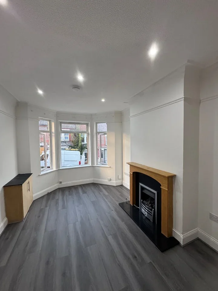 House Russell Rise in Luton
