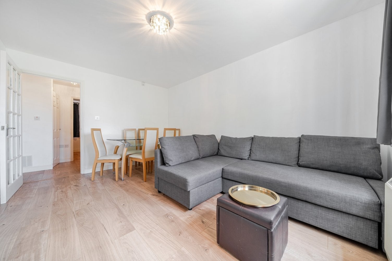 Flat Gilbert Close in Greater London