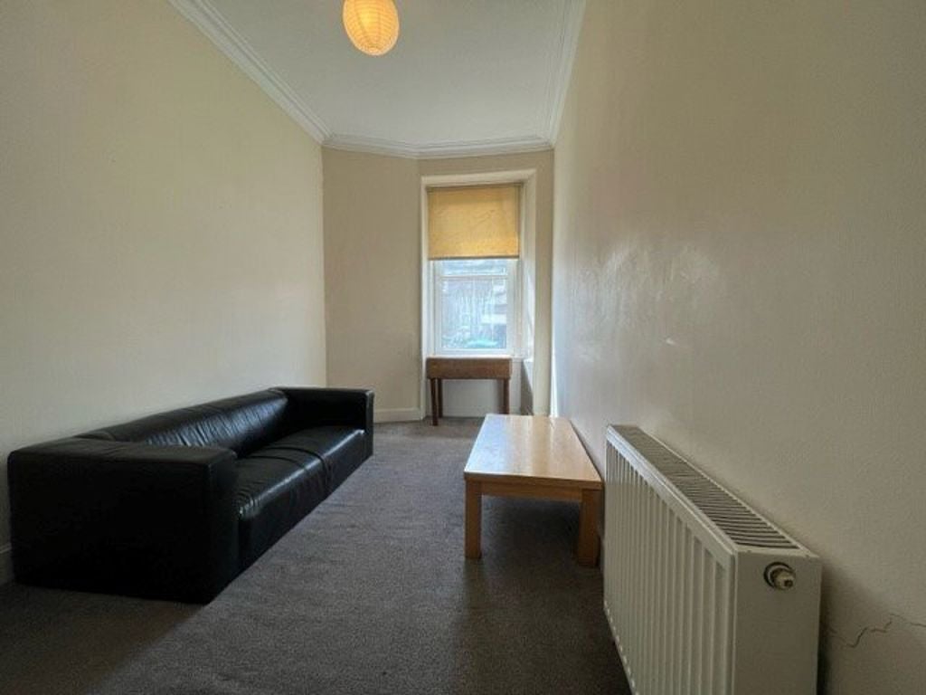 Room Blackness Road in Dundee