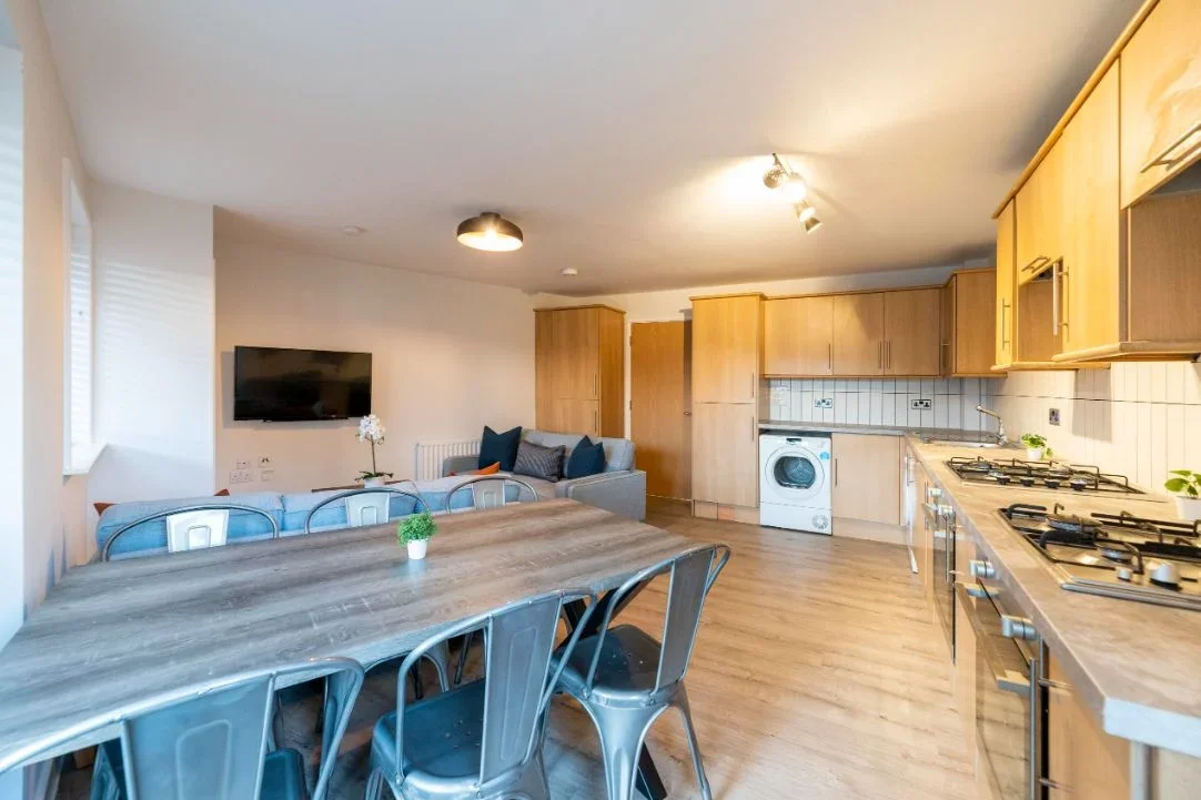 Flat Falconar Street in Newcastle upon Tyne