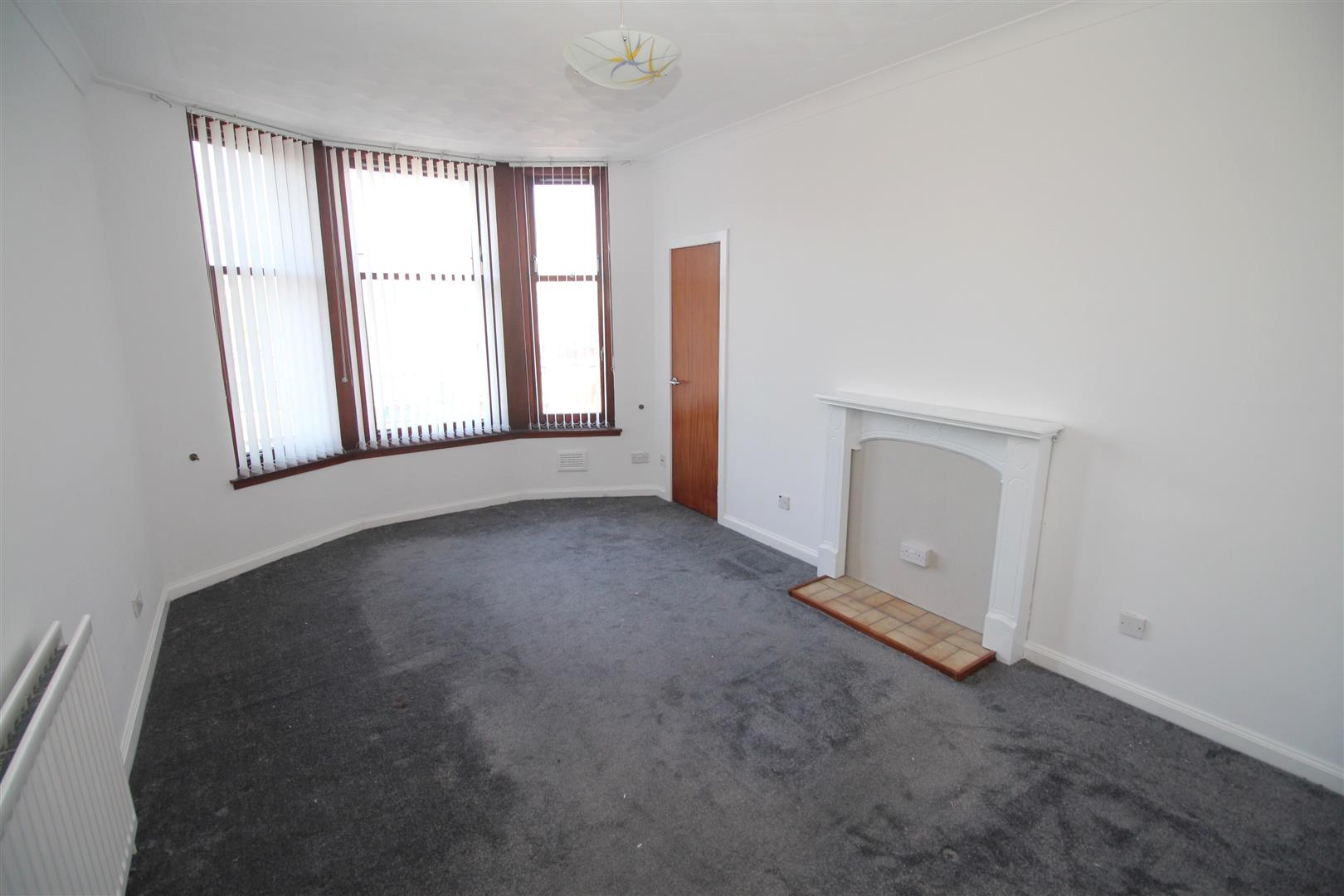 Flat Newton Street in Greenock